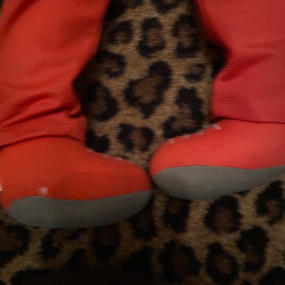 NASCAR DOLL - Picture 5 of 6